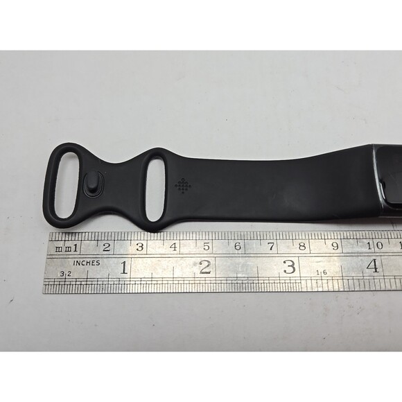 Fitbit Charge 5 Fitness Tracker GPS SpO2 Sleep Monitor Activity W/ Charger Watch - Picture 9 of 11